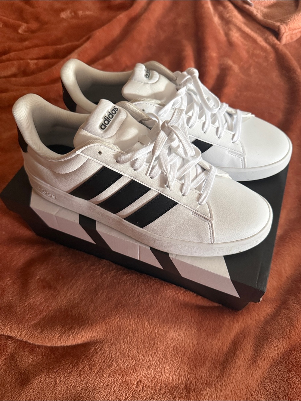 adidas White Sneakers with Black Three-Stripes